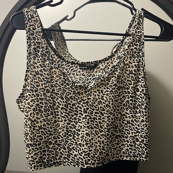 SHEIN SHIRTS BUNDLE - Picture 3 of 6